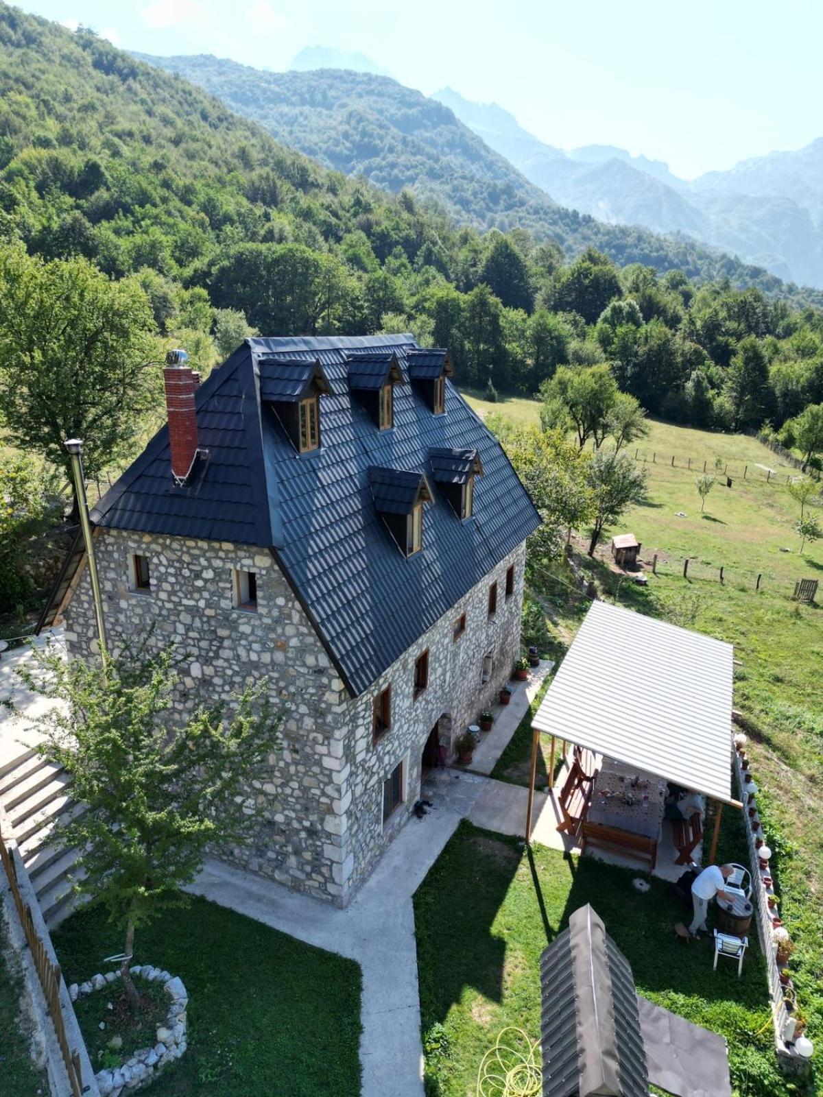 Guest House Rrashkadoli Theth Kültér fotó